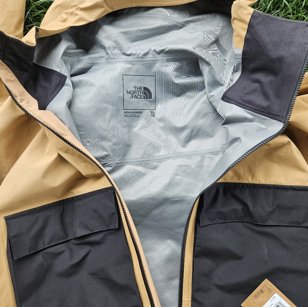 New men's The North Face jacket - Picture 2 of 5